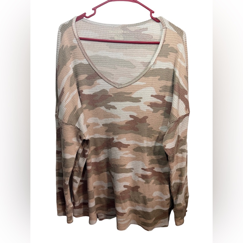 American Eagle XL Waffle Knit Camo V-Neck Long Sleeve Top